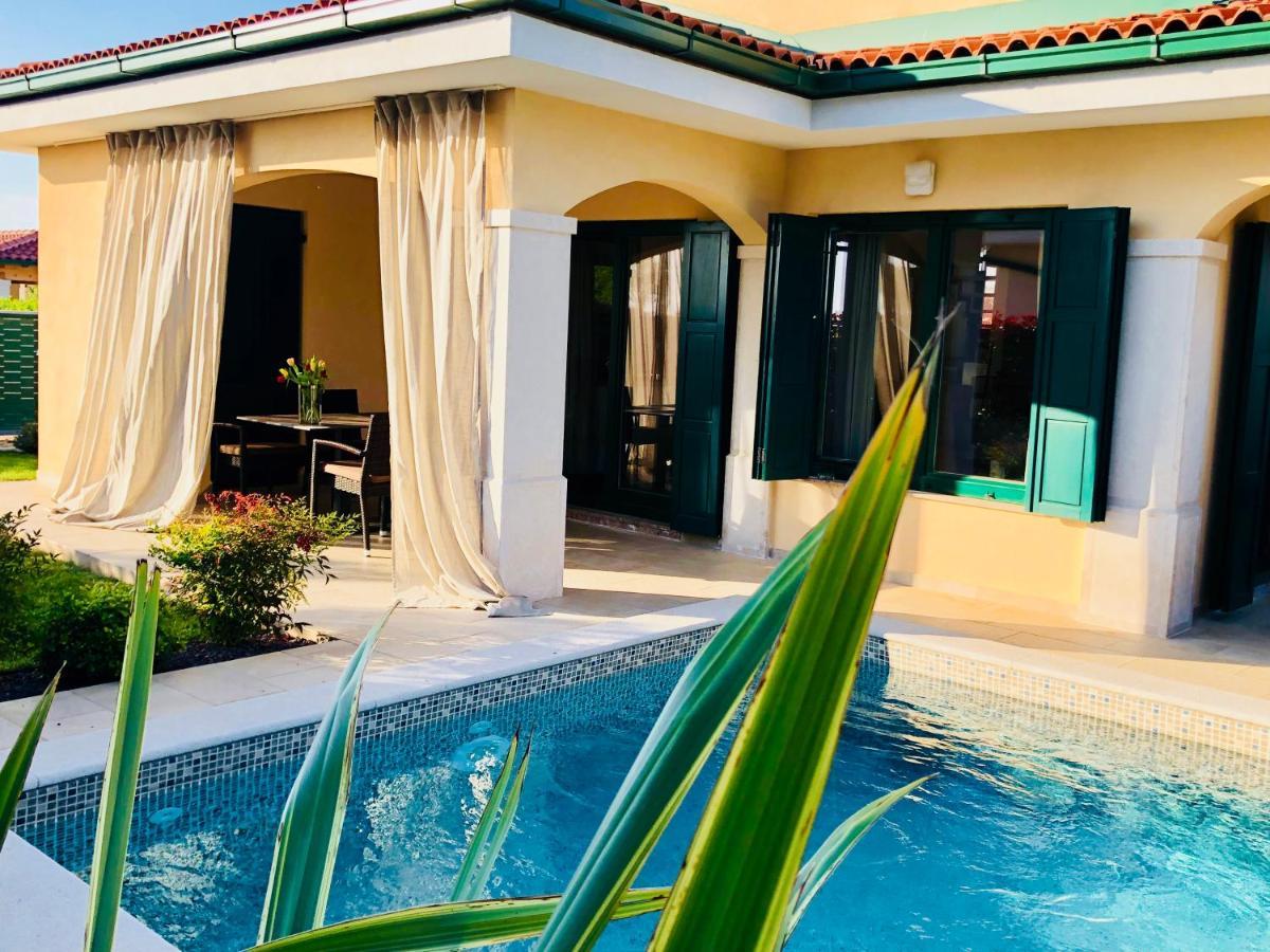 Private Villa "San Servolo House" With Sea View And Private Pool Buje Eksteriør bilde